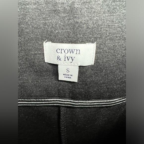Crown & Ivy Dark Gray / Charcoal Leggings Women’s Size Small NWT - Picture 3 of 3